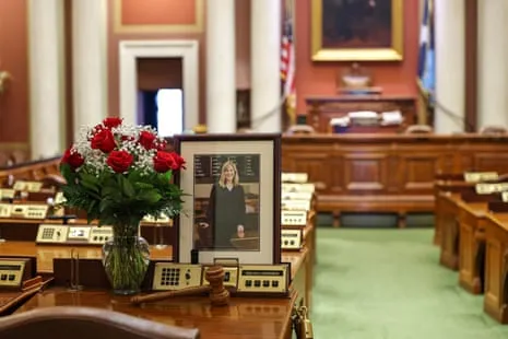 Minnesota Residents Go to the Polls to Occupy Position of Murdered Lawmaker